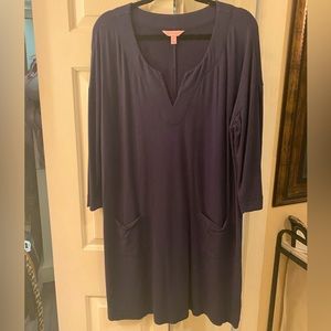 Lilly Pulitzer 3/4 sleeves V-neck, Navy Blue